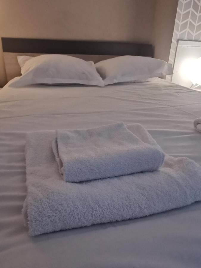 Le Duplex - Hyper Centre - Gare - Wifi - Netflix - Disney + Annecy Eksteriør bilde